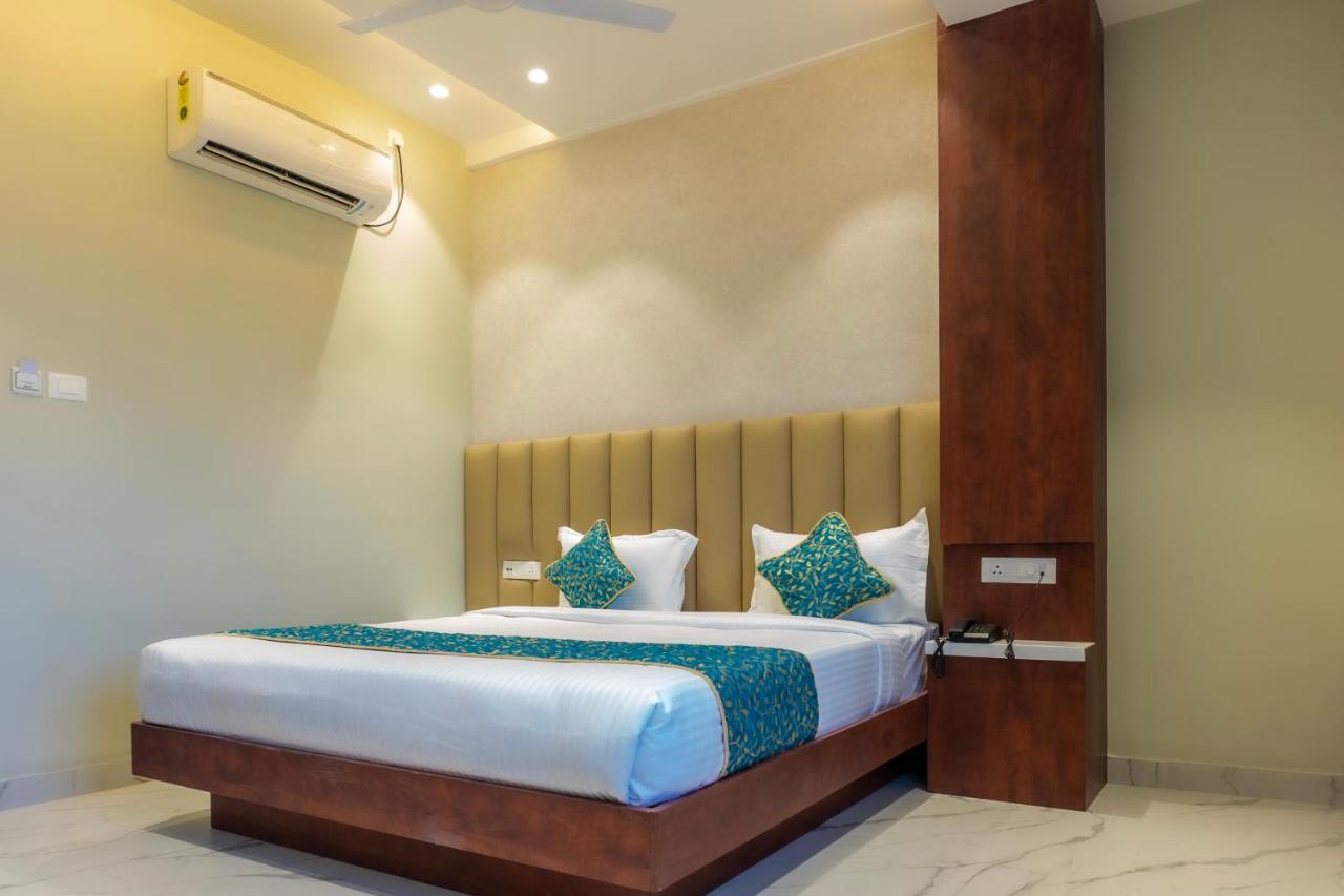 The Kamoda Resort Ambikapur Esterno foto