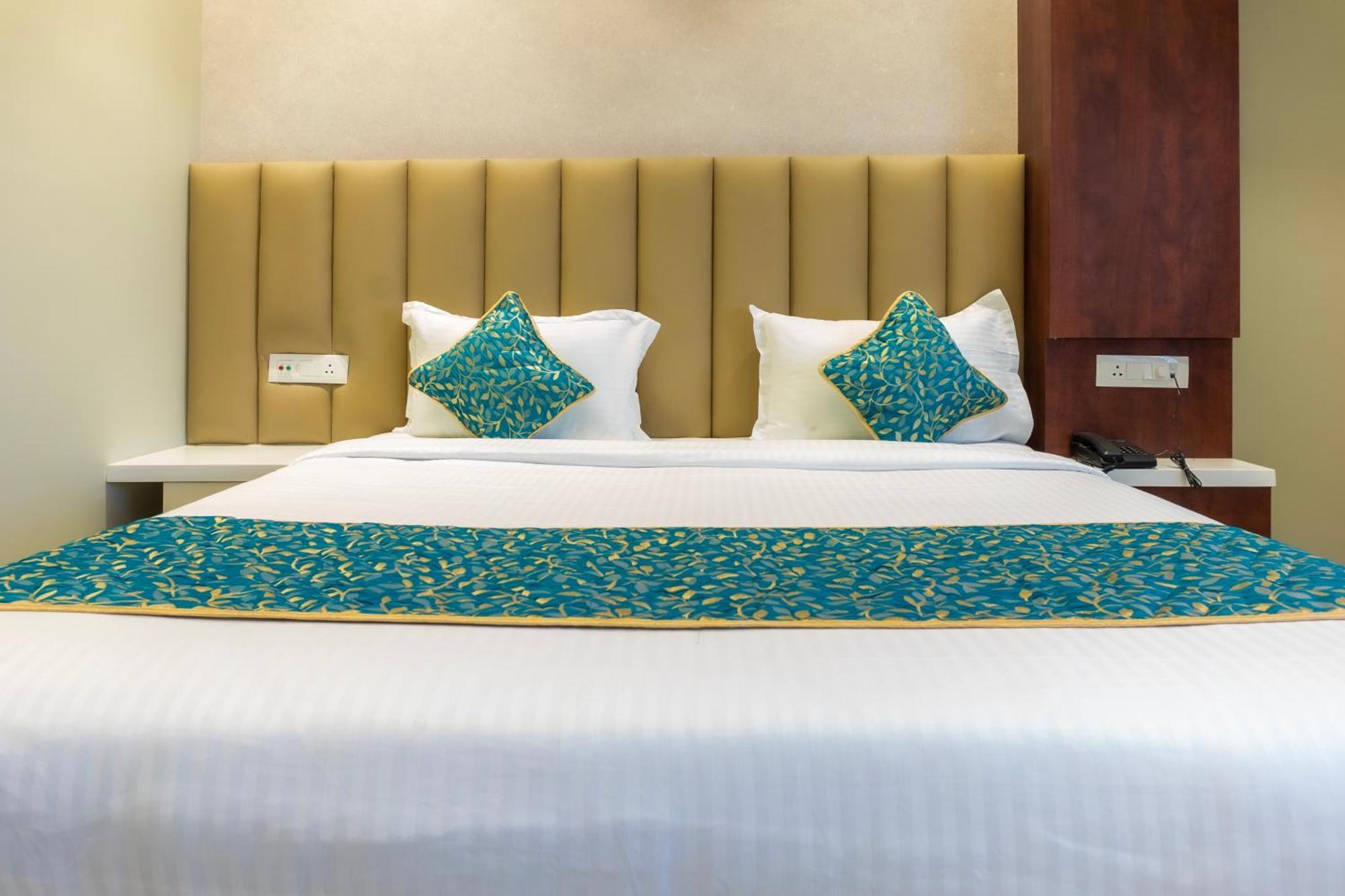 The Kamoda Resort Ambikapur Esterno foto